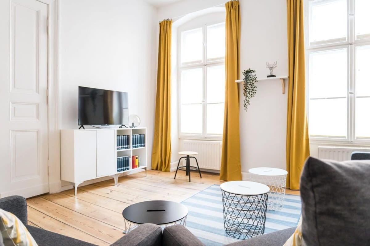 Apartment At Rosenthaler Platz Βερολίνο Εξωτερικό φωτογραφία