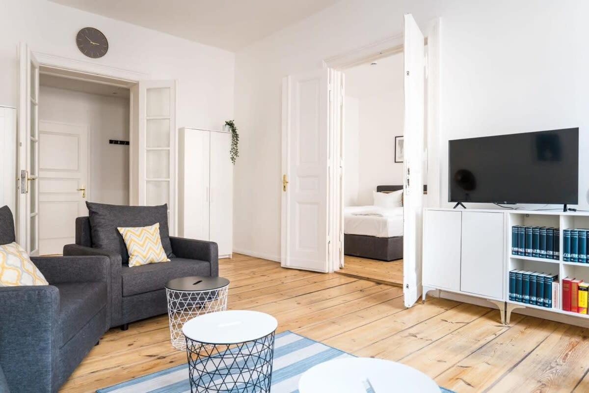 Apartment At Rosenthaler Platz Βερολίνο Εξωτερικό φωτογραφία